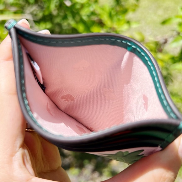 Kate Spade Card Wallet - Picture 2 of 3